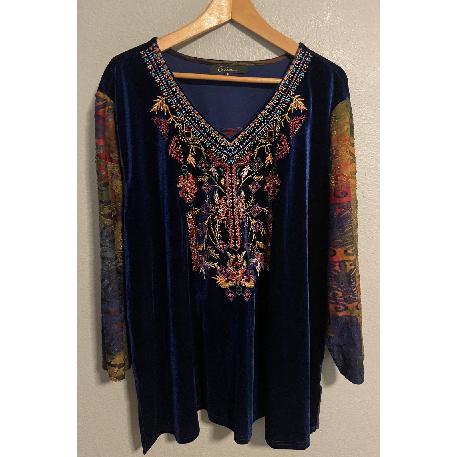 Calessa Tunic Top Womens 3x Blue Velvet Embroidered Multicolor Artsy Boho